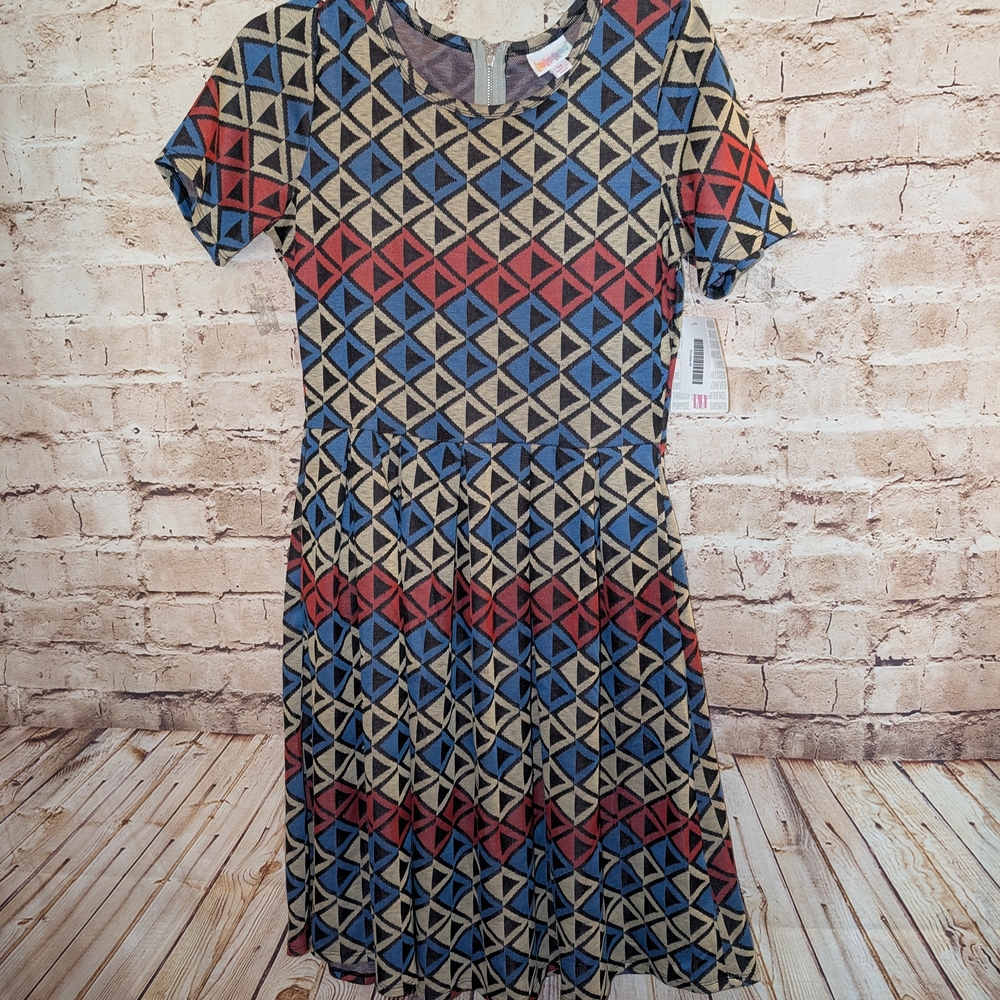 ♥️Lularoe Amelia Dress Medium NWT Pockets